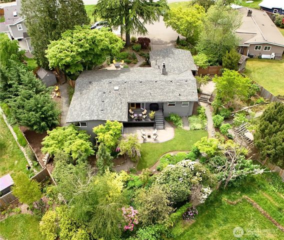 2430 155th Place SE, Bellevue, WA 98007