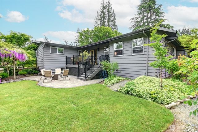 2430 155th Place SE, Bellevue, WA 98007