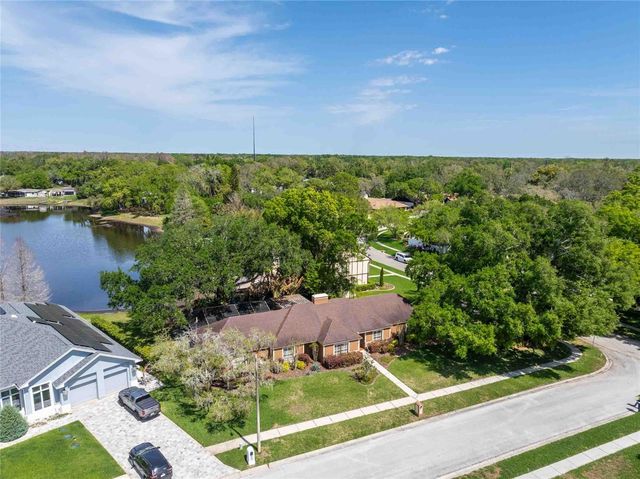 601 COLEBROOK COURT, Lutz, FL 33548