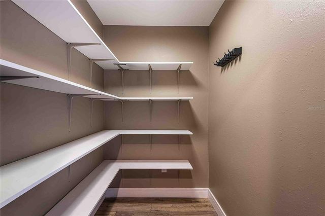 601 COLEBROOK COURT, Lutz, FL 33548