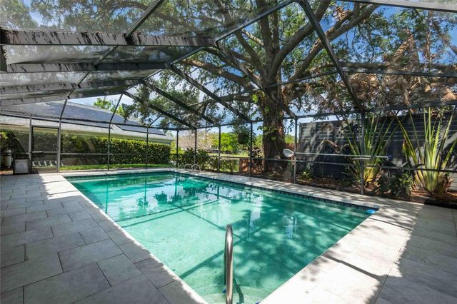 601 COLEBROOK COURT, Lutz, FL 33548