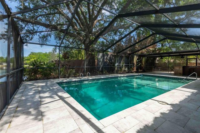 601 COLEBROOK COURT, Lutz, FL 33548