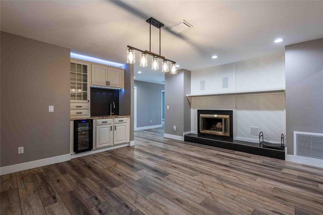 601 COLEBROOK COURT, Lutz, FL 33548