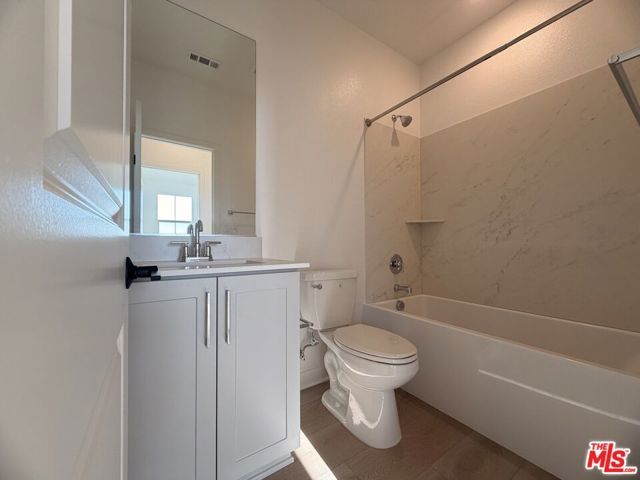240 Abacus Ave, San Marcos, CA 92078