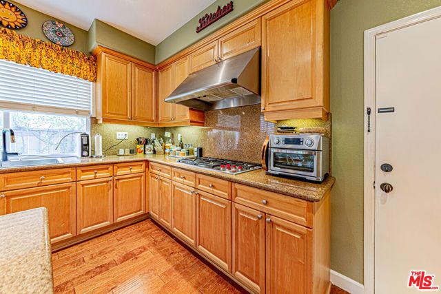 23208 Maple Avenue, Torrance, CA 90505