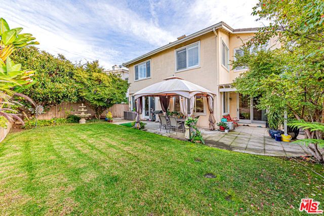 23208 Maple Avenue, Torrance, CA 90505