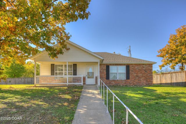 3110 Sunset Drive, Joplin, MO 64804