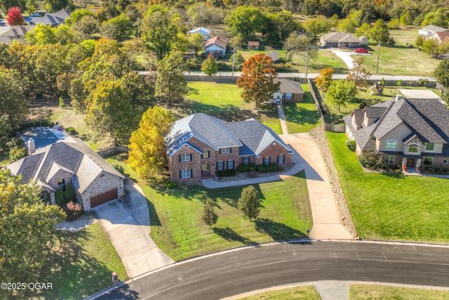 3110 Sunset Drive, Joplin, MO 64804