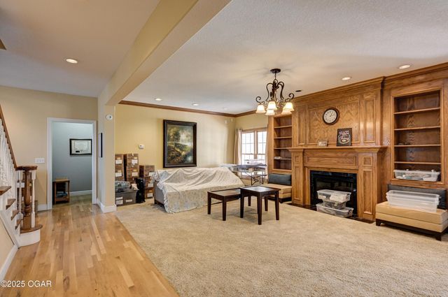 3110 Sunset Drive, Joplin, MO 64804