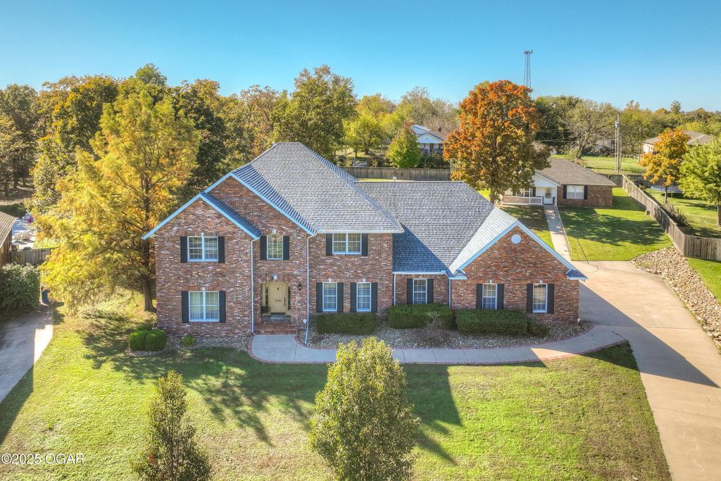 3110 Sunset Drive, Joplin, MO 64804