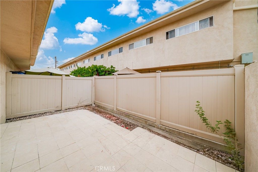 Image 10 of property listing at 6317 Morse, North Hollywood, CA 91606