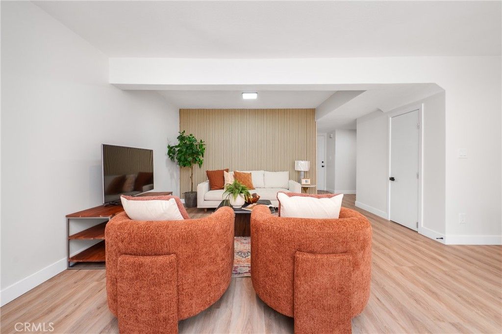 Image 17 of property listing at 6317 Morse, North Hollywood, CA 91606