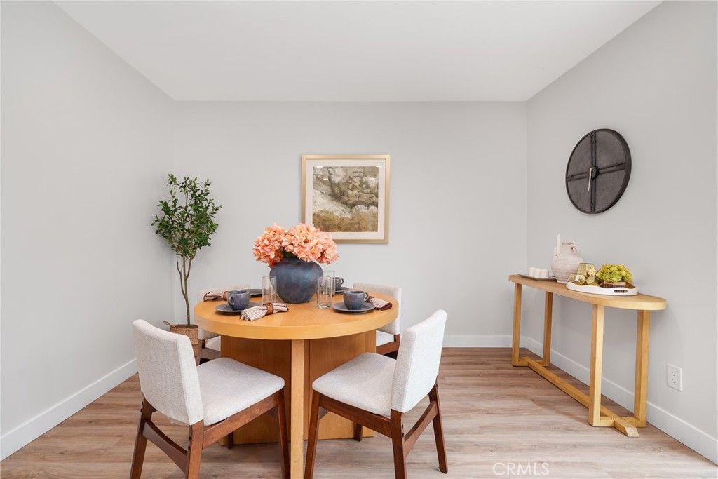 Image 20 of property listing at 6317 Morse, North Hollywood, CA 91606
