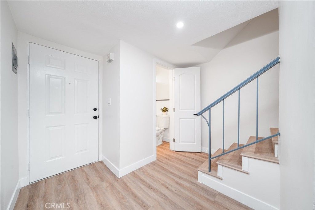 Image 26 of property listing at 6317 Morse, North Hollywood, CA 91606