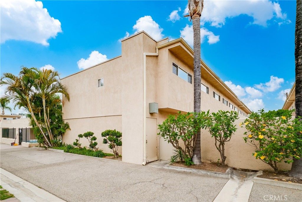 Image 8 of property listing at 6317 Morse, North Hollywood, CA 91606