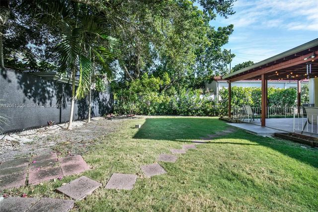 1015 Cortez St, Coral Gables, FL 33134