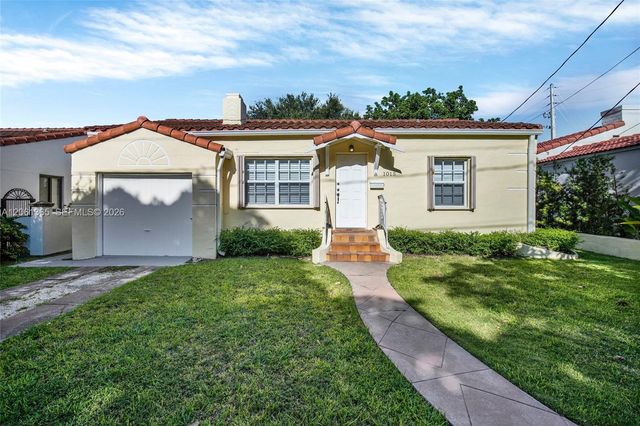 1015 Cortez St, Coral Gables, FL 33134
