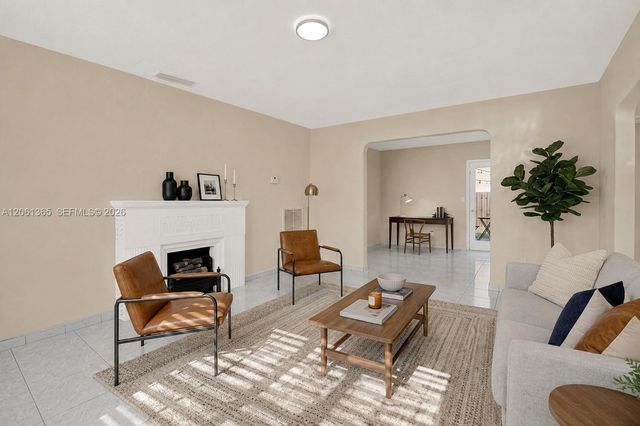 1015 Cortez St, Coral Gables, FL 33134