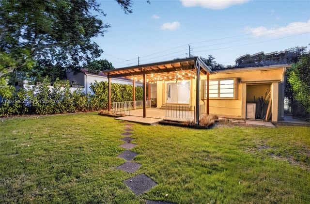 1015 Cortez St, Coral Gables, FL 33134