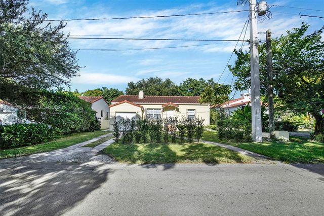 1015 Cortez St, Coral Gables, FL 33134