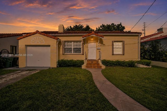 1015 Cortez St, Coral Gables, FL 33134