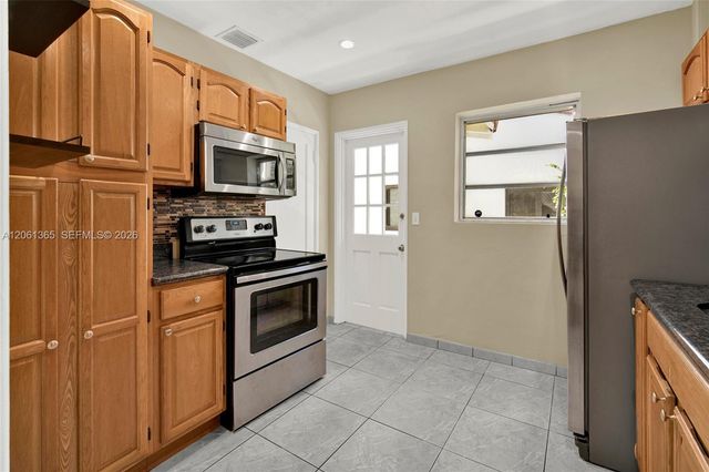 1015 Cortez St, Coral Gables, FL 33134