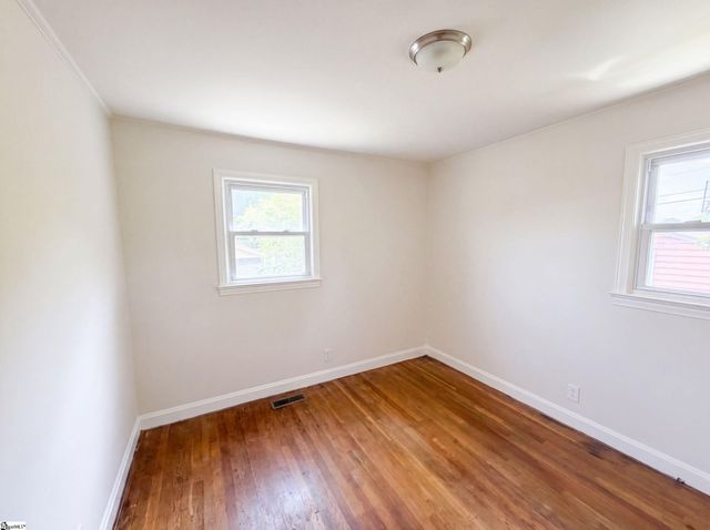 16 Gardenia Drive, Greenville, SC 29617