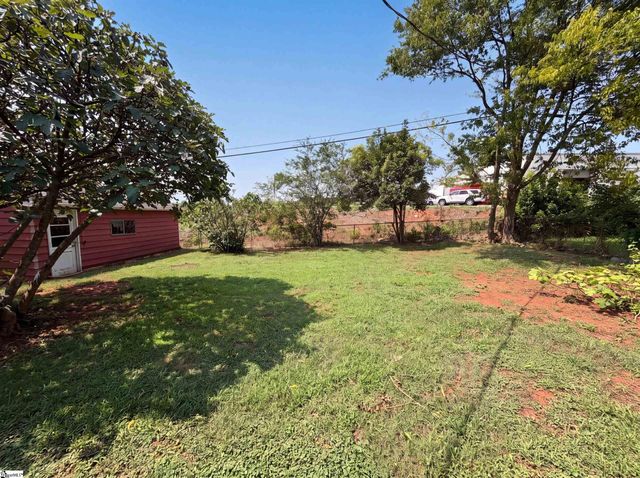 16 Gardenia Drive, Greenville, SC 29617