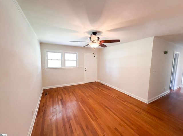 16 Gardenia Drive, Greenville, SC 29617