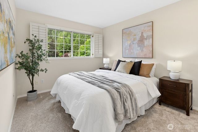 33045 NE 43rd Place, Carnation, WA 98014