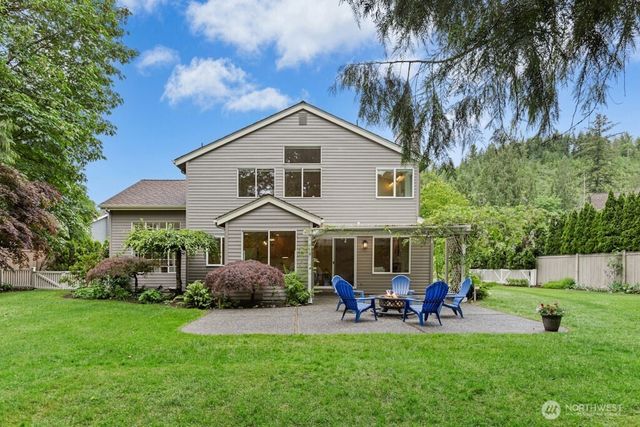 33045 NE 43rd Place, Carnation, WA 98014