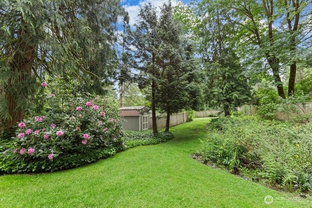 33045 NE 43rd Place, Carnation, WA 98014