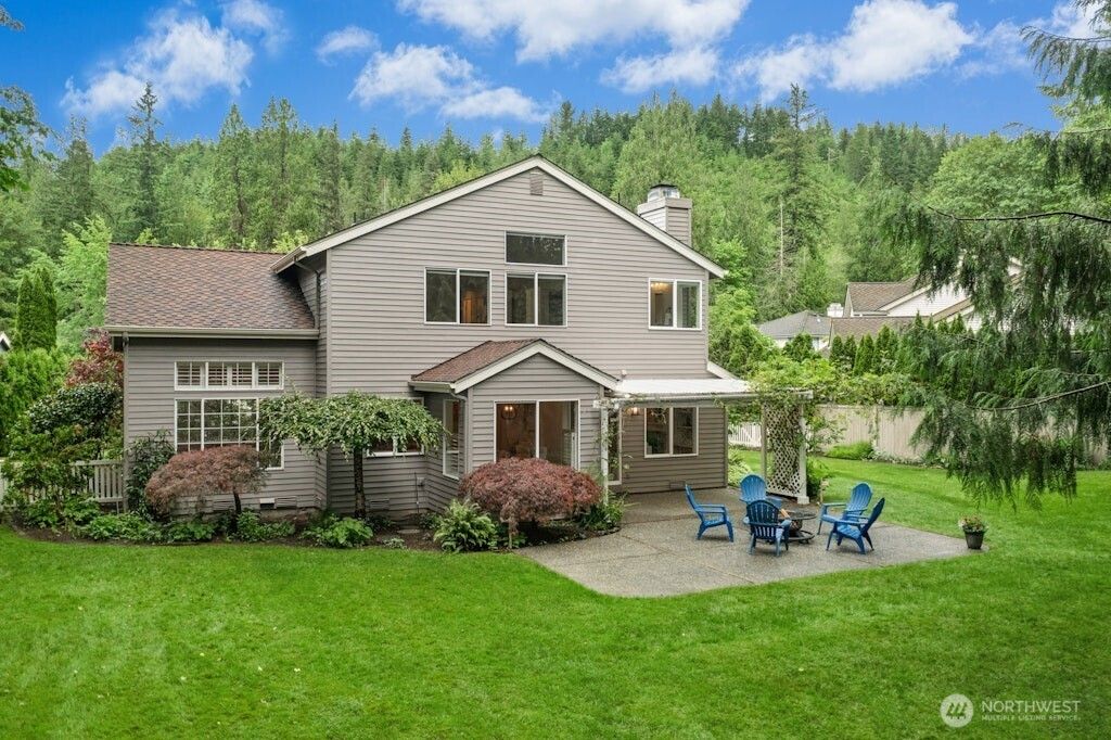 33045 NE 43rd Place, Carnation, WA 98014
