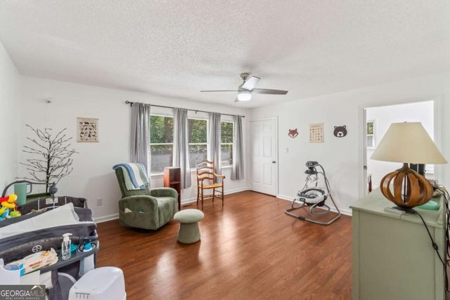 725 Nix Drive, Gainesville, GA 30501