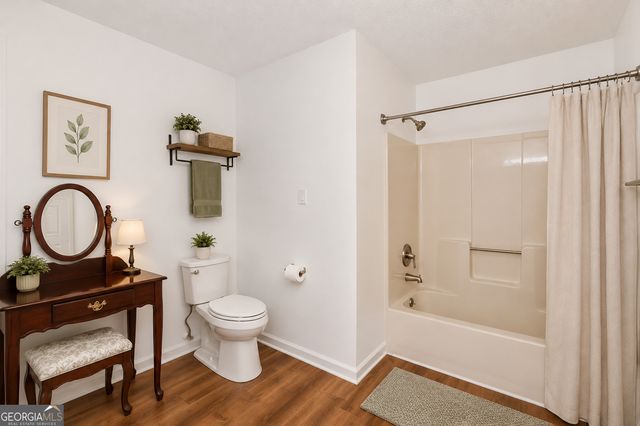 725 Nix Drive, Gainesville, GA 30501
