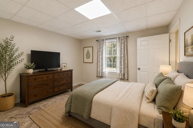 725 Nix Drive, Gainesville, GA 30501