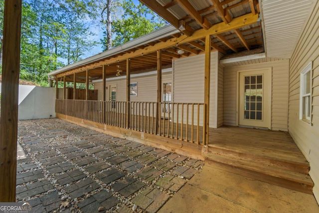 725 Nix Drive, Gainesville, GA 30501