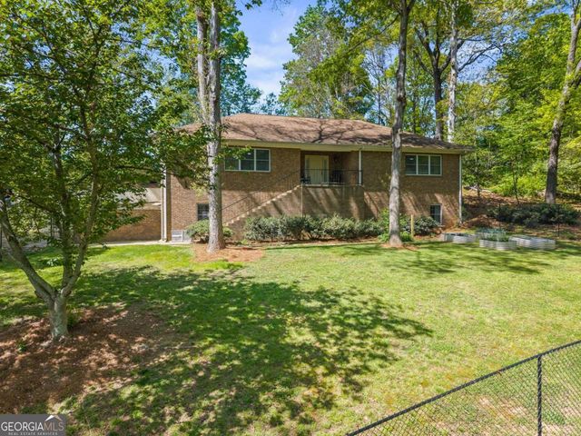 725 Nix Drive, Gainesville, GA 30501