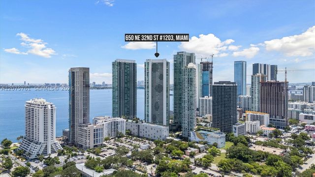 650 NE 32nd St 1203, Miami, FL 33137