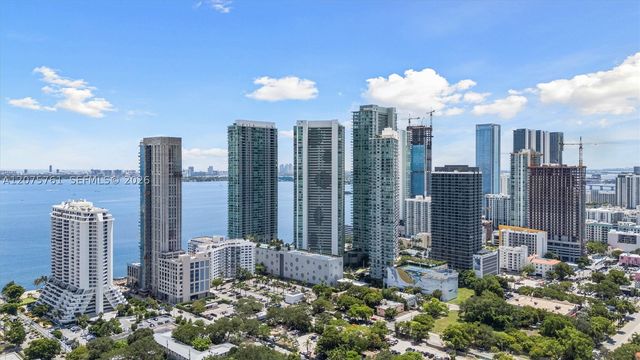 650 NE 32nd St 1203, Miami, FL 33137