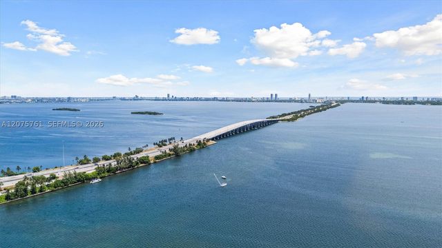650 NE 32nd St 1203, Miami, FL 33137