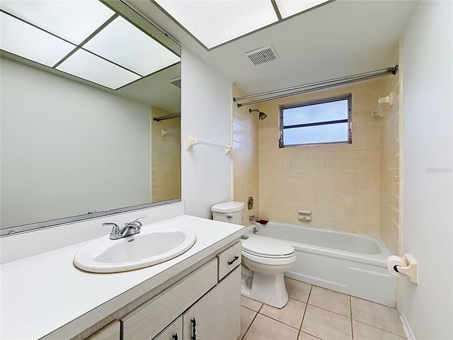 1213 PRICE CIRCLE NW, Port Charlotte, FL 33948