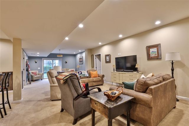 396 Country Manor Drive, Adams Twp, OH 45177