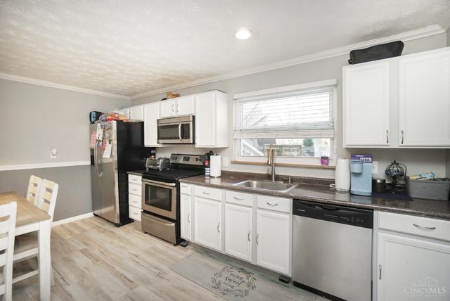 5731 Hilltop Way, Miami Twp, OH 45150