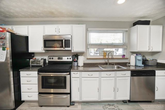 5731 Hilltop Way, Miami Twp, OH 45150