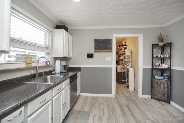 5731 Hilltop Way, Miami Twp, OH 45150