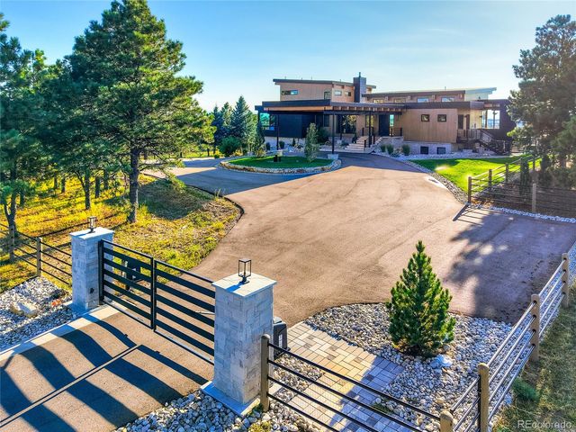 10811 Shadow Pines Road, Parker, CO 80138