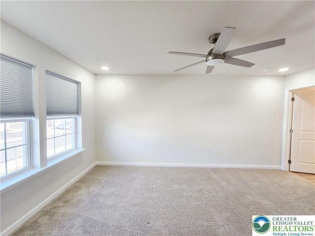 1182 Susan Circle, Upper Macungie Twp, PA 18031