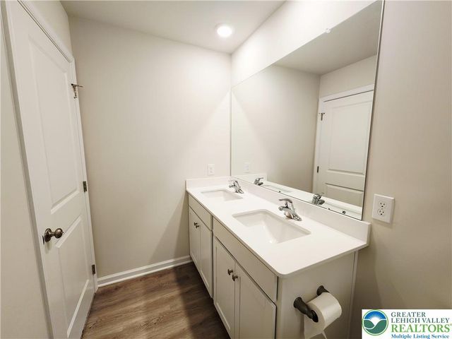 1182 Susan Circle, Upper Macungie Twp, PA 18031