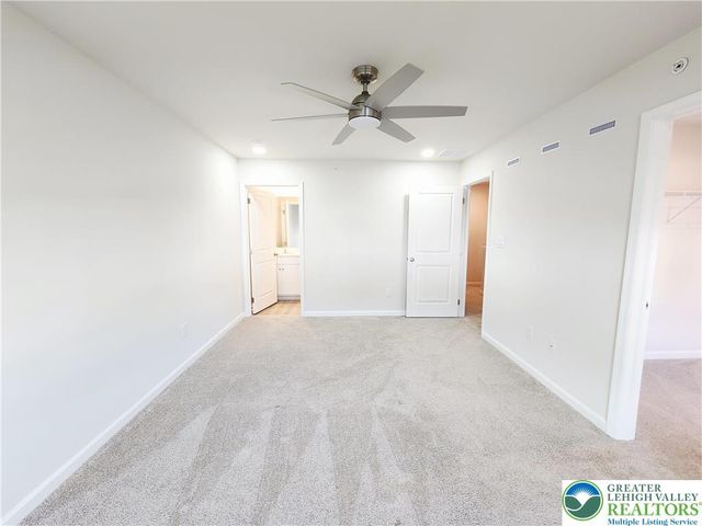 1182 Susan Circle, Upper Macungie Twp, PA 18031